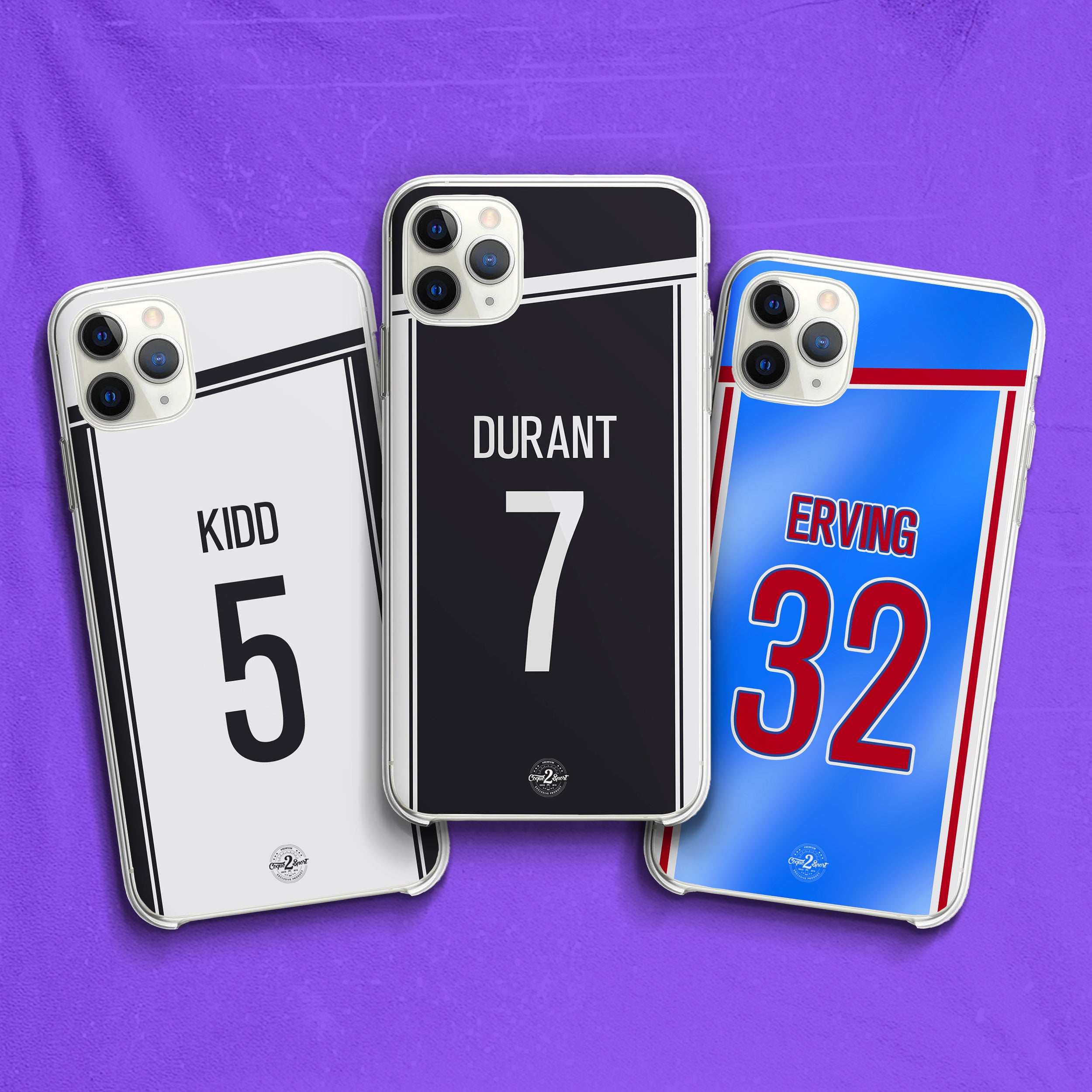 Aperçu des coques NBA personnalisables Brooklyn Nets : trois maillots officiels (Icon, City, Statement) avec joueurs emblématiques.