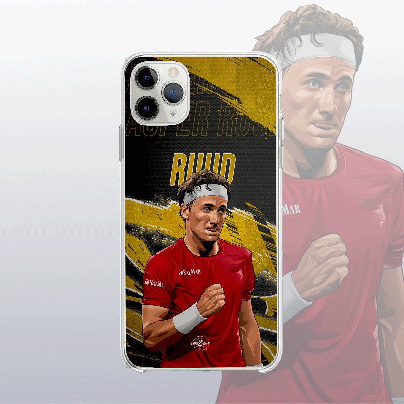 Coque Casper Ruud Gold Edition avec fond légendaire, inspirée des cartes icônes, design élégant et puissant.
