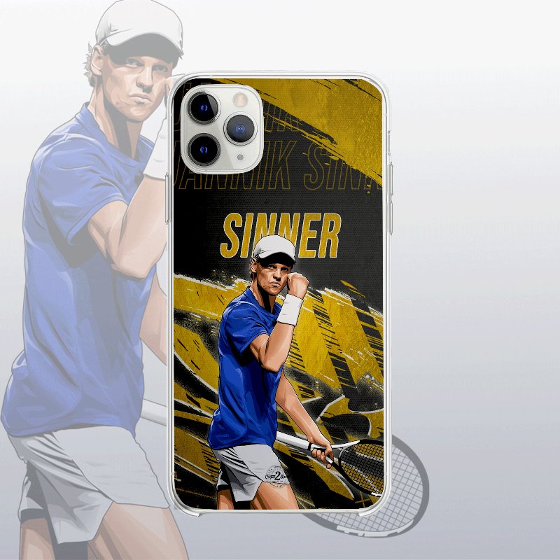 Coque Jannik Sinner Gold Edition (modèle 2) avec fond légendaire, inspirée des cartes icônes, design élégant et puissant.